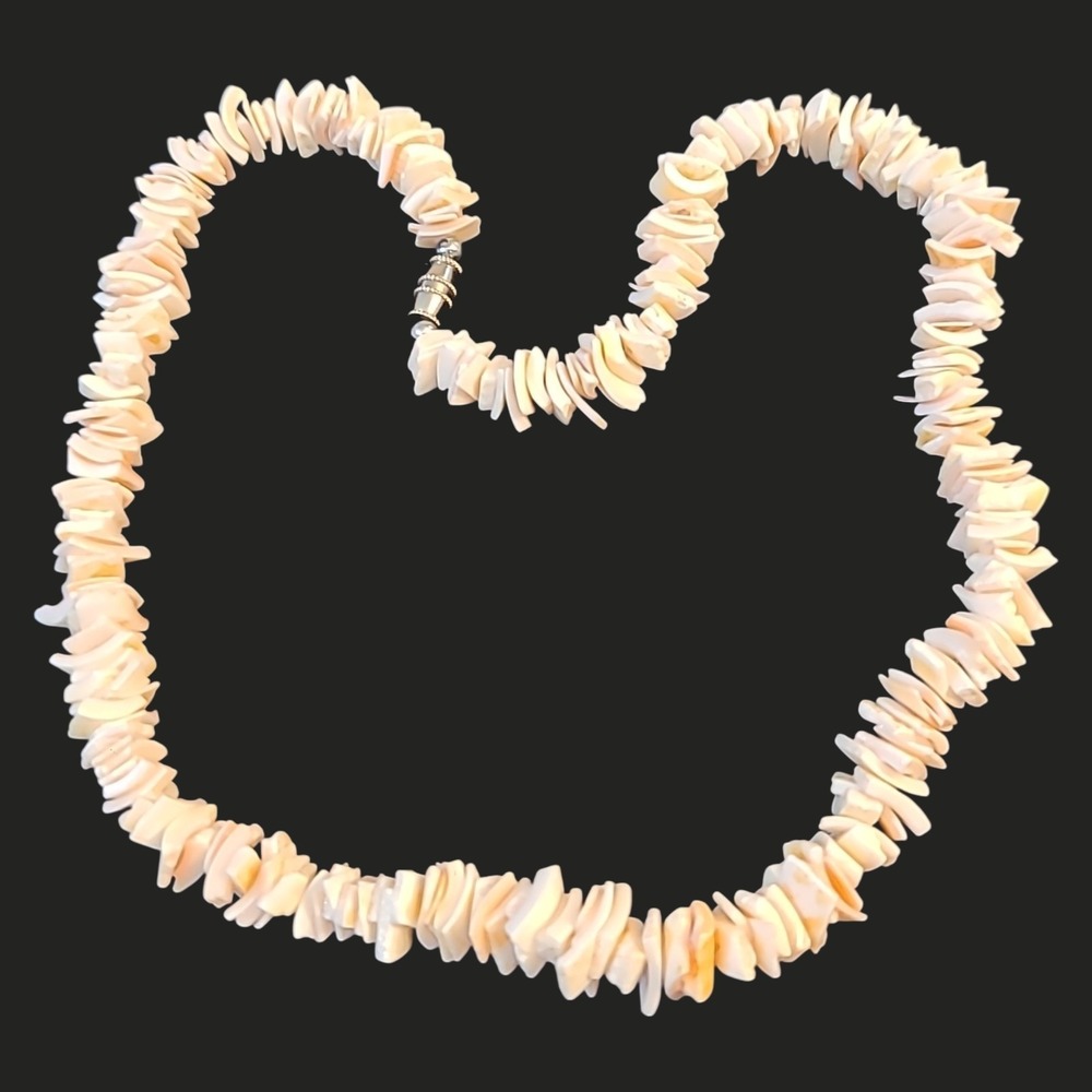 Vintage Y2K Shell Chip Necklace Peach Puka Style Beach Surfer Choker 16 Inch
